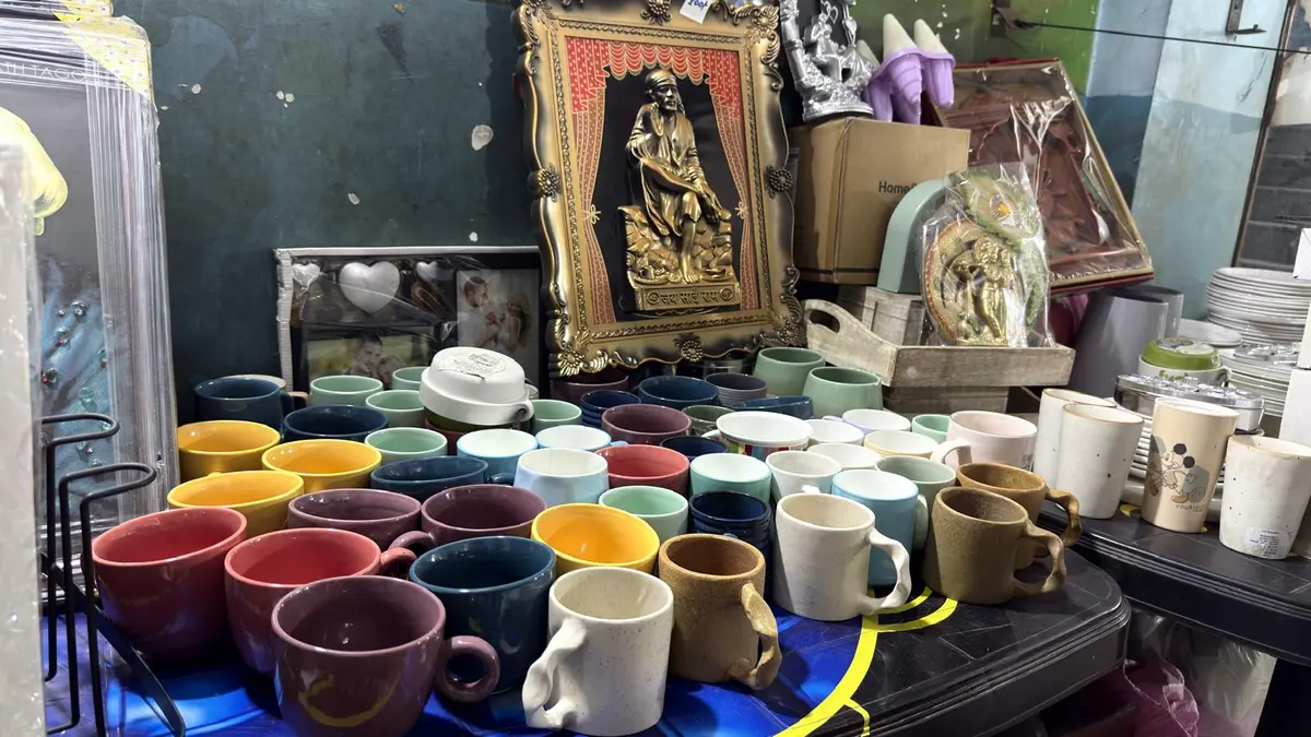 Household Goods stock handled by Shaw and Company
